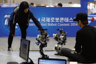 participants in a robot contest